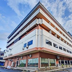 OYO 1178 Plaza Hotel Tanjung Pinang